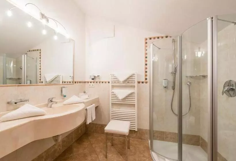 Отель Sonnenburg