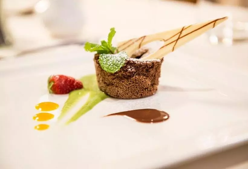 Отель Sonnenburg