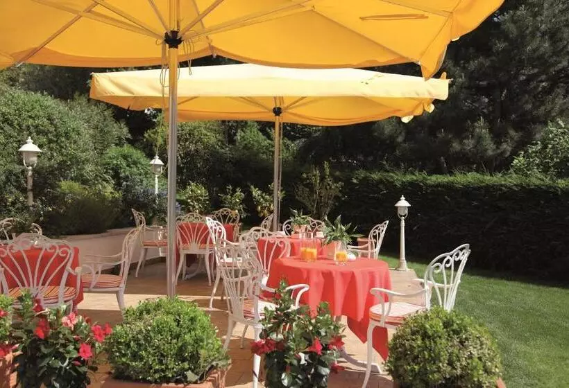 Отель Sonnenburg