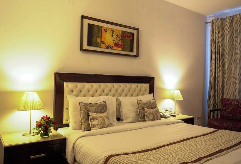 Hotel Treehouse Queens Pearl