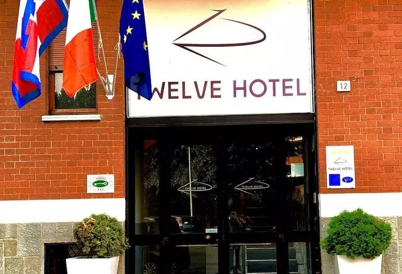 ホテル Twelve