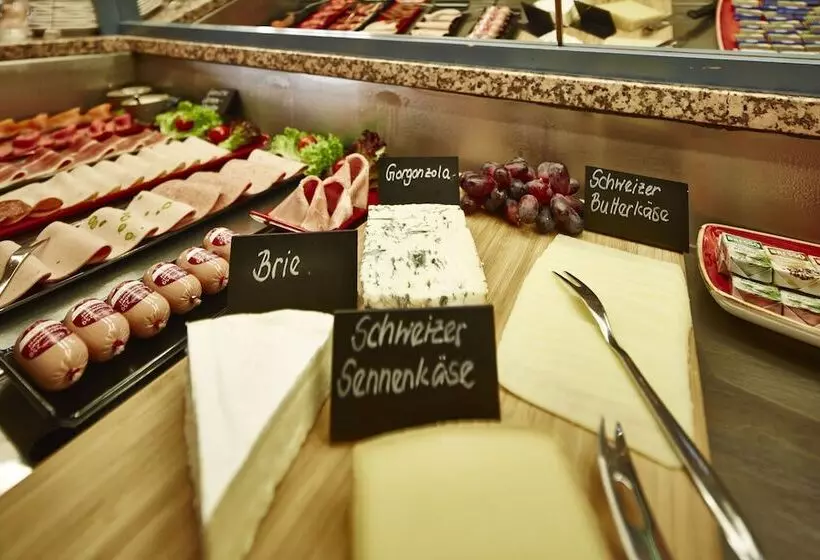 Отель Und Restaurant Bommersheim