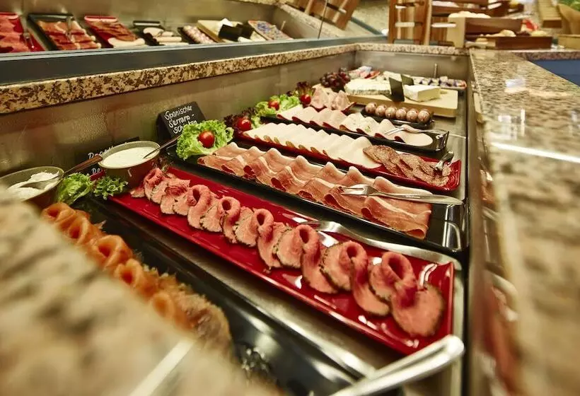 Отель Und Restaurant Bommersheim