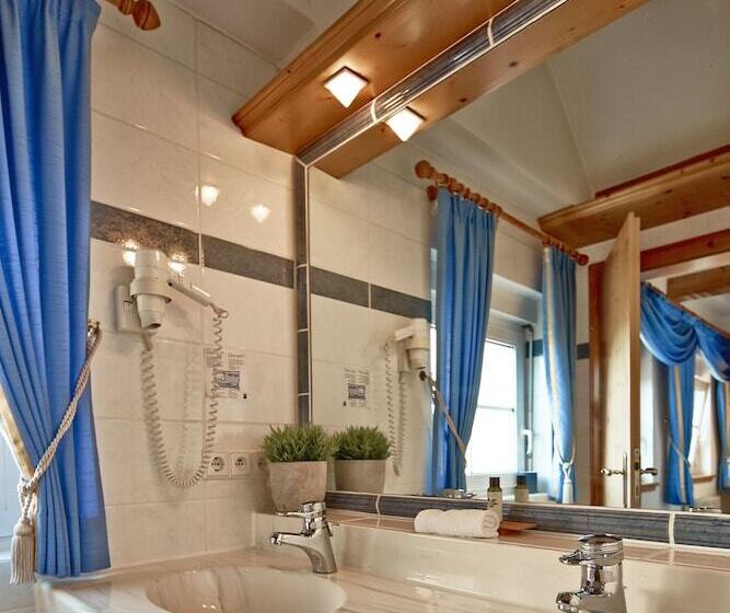 Отель Und Restaurant Bommersheim