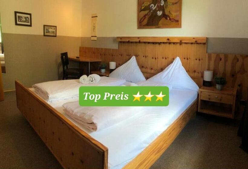 בית מלון כפרי Zum Deutschen Eck