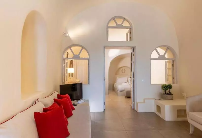 Oia Mare Villas