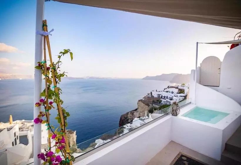 Oia Mare Villas
