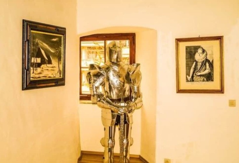 Schlosshotel Hoefingen