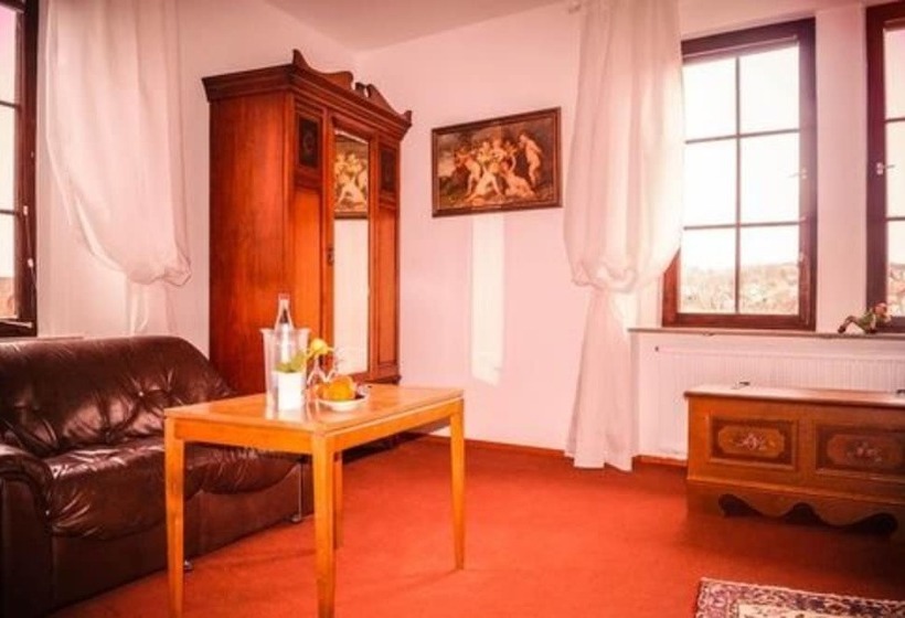 Schlosshotel Hoefingen