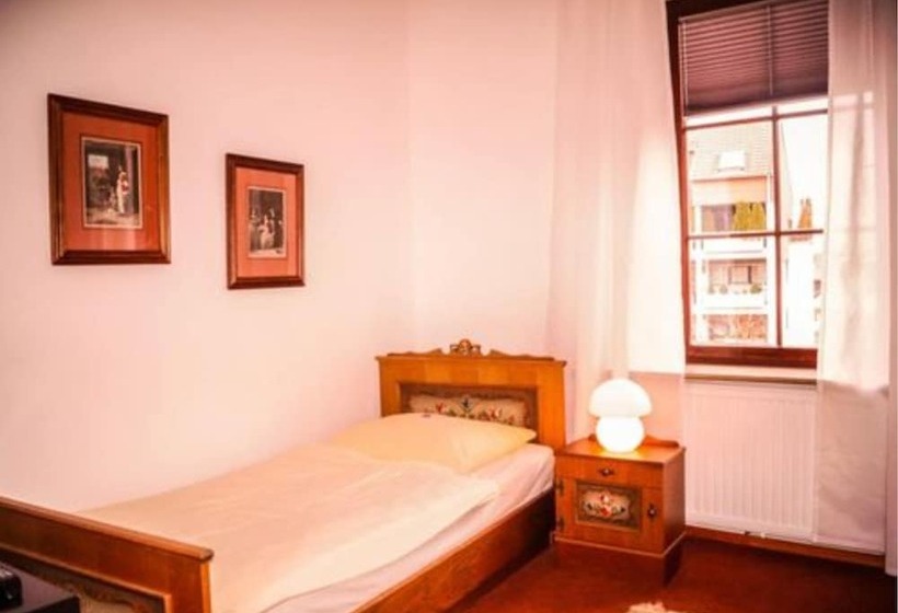 Schlosshotel Hoefingen