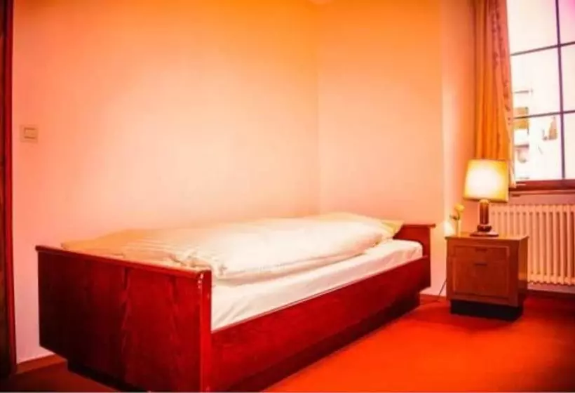 Schlosshotel Hoefingen