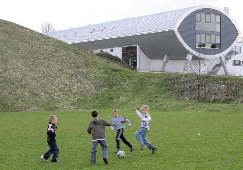 Chillten Bottrop  Hotel Und Hostel