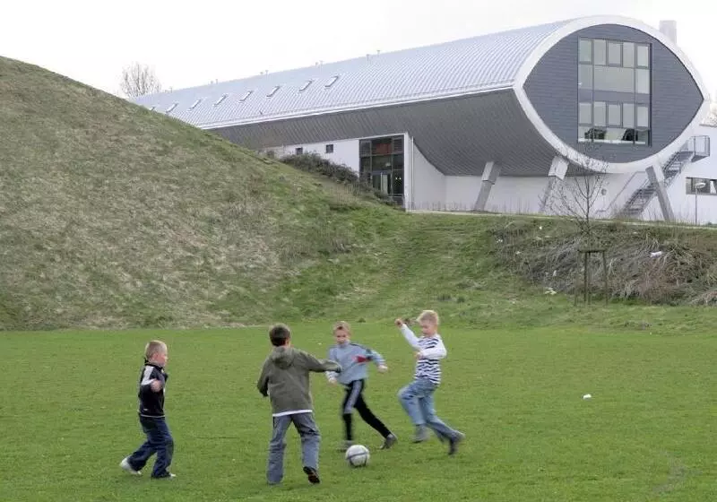 Chillten Bottrop  Hotel Und Hostel