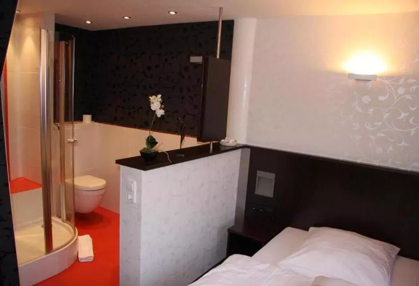 בית מלון כפרי Altes Rathaus