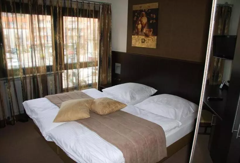 בית מלון כפרי Altes Rathaus