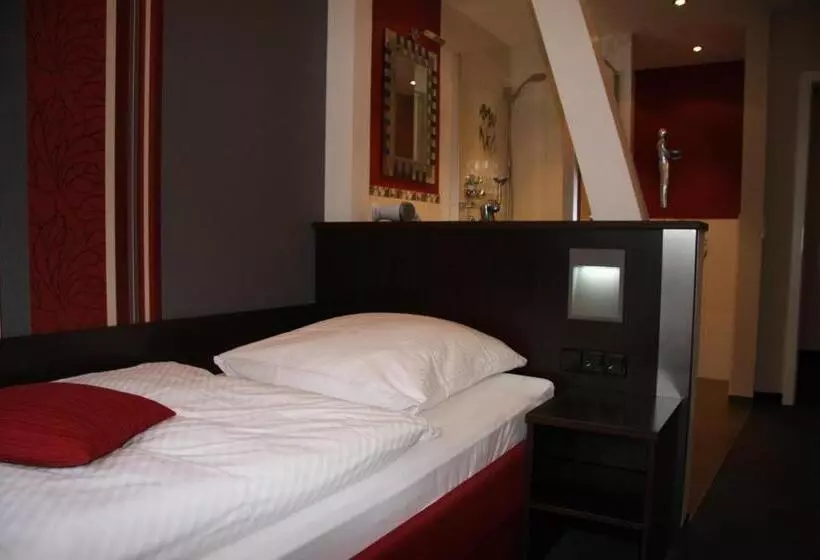 בית מלון כפרי Altes Rathaus