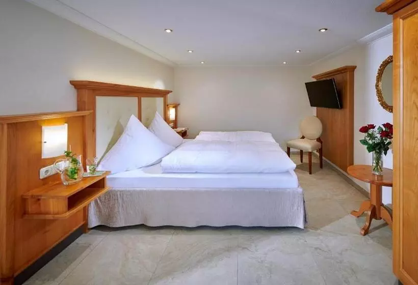 Hotelli Ferienwohnungen Im Bonnschloessl