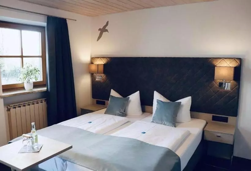 Hotel Garni Möwe Am See