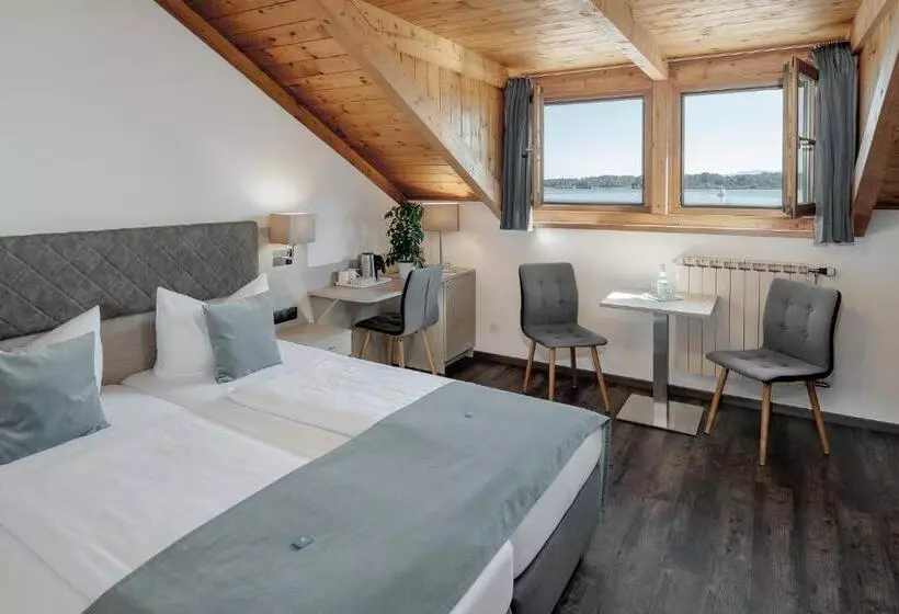 Hotel Garni Möwe Am See