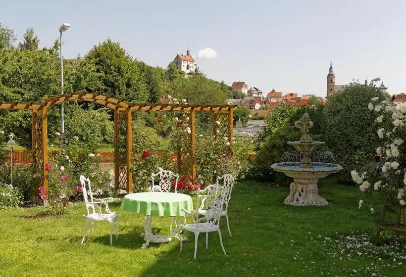 Отель Garni Regina