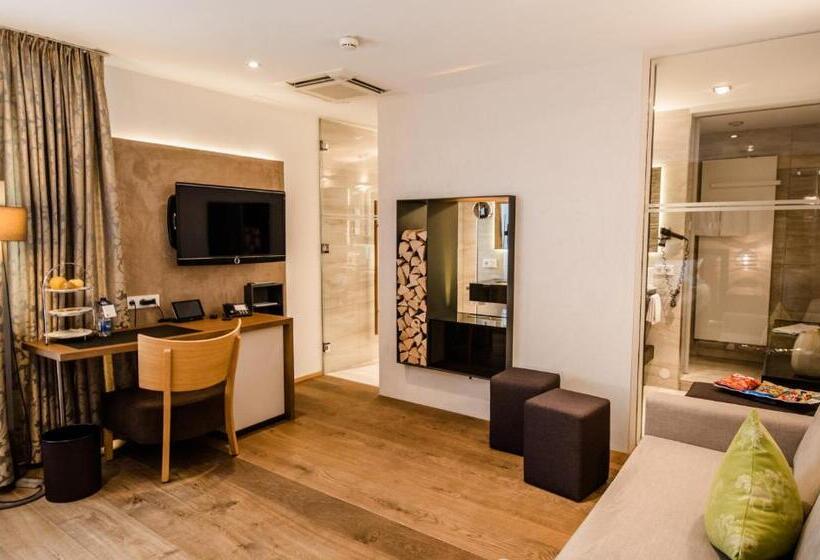 ホテル Heinzler Am See