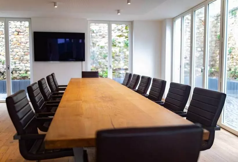 Отель Kronenschlosschen