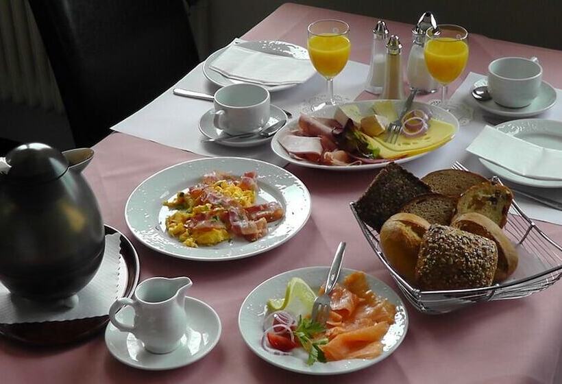 Отель Kurhaus Uhlenberg