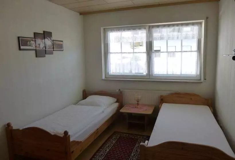 בית מלון כפרי Lindner