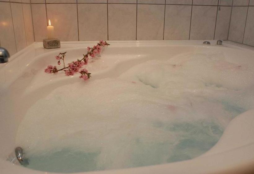 酒店 Pferdezentrum Edersee