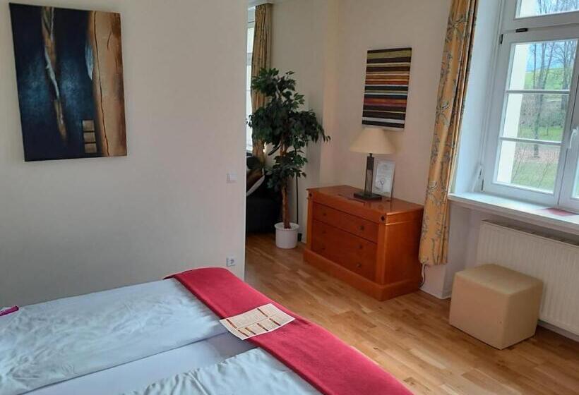 Schlosshotel Domäne Walberberg