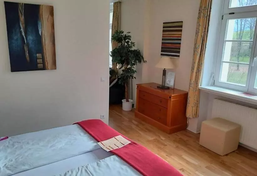 Schlosshotel Domäne Walberberg