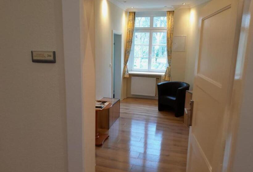 Schlosshotel Domäne Walberberg