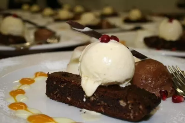 호텔 & Weinstube Restaurant Filling