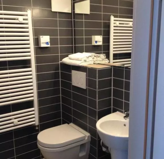 בית מלון כפרי Zum Ritter