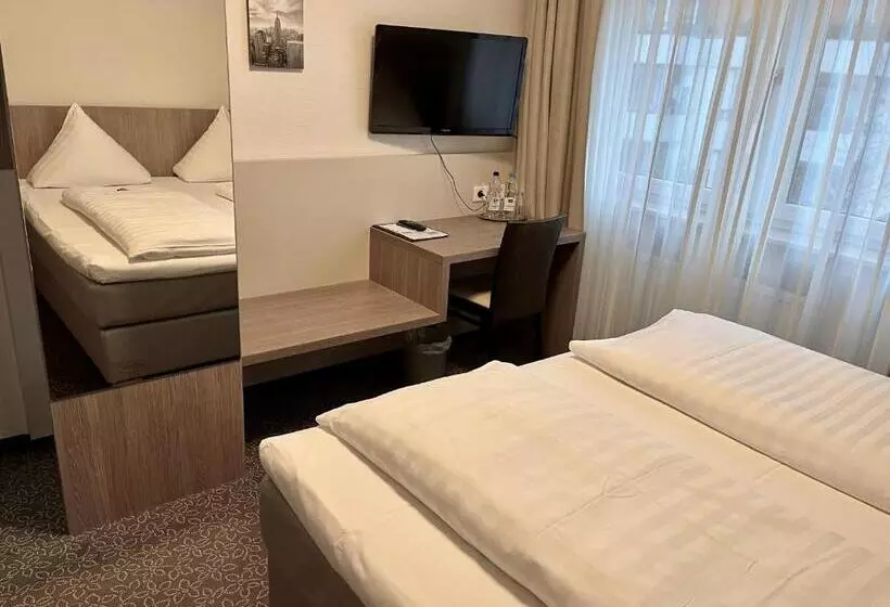 בית מלון כפרי Zum Ritter