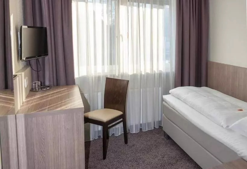 בית מלון כפרי Zum Ritter