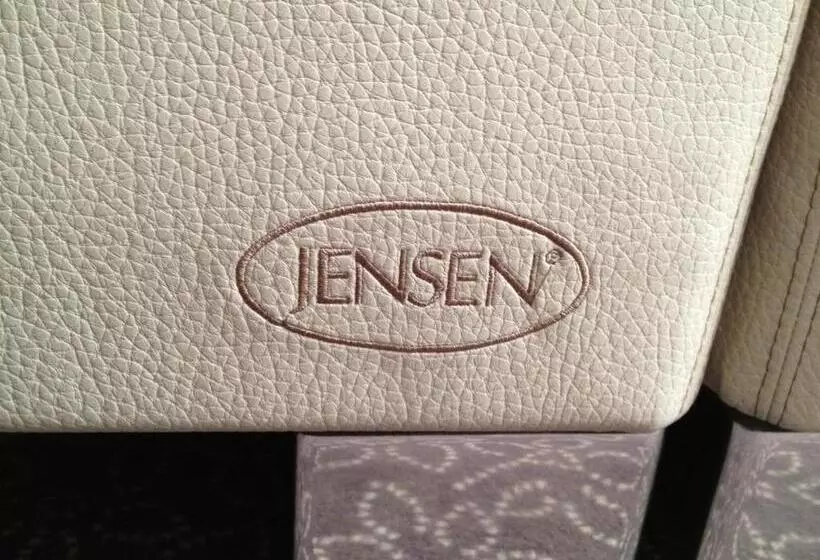 בית מלון כפרי Zum Ritter