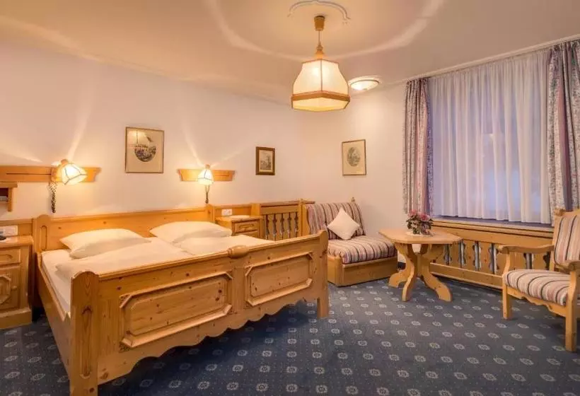 ホテル Gasthof Zur Post