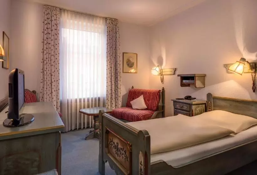 ホテル Gasthof Zur Post