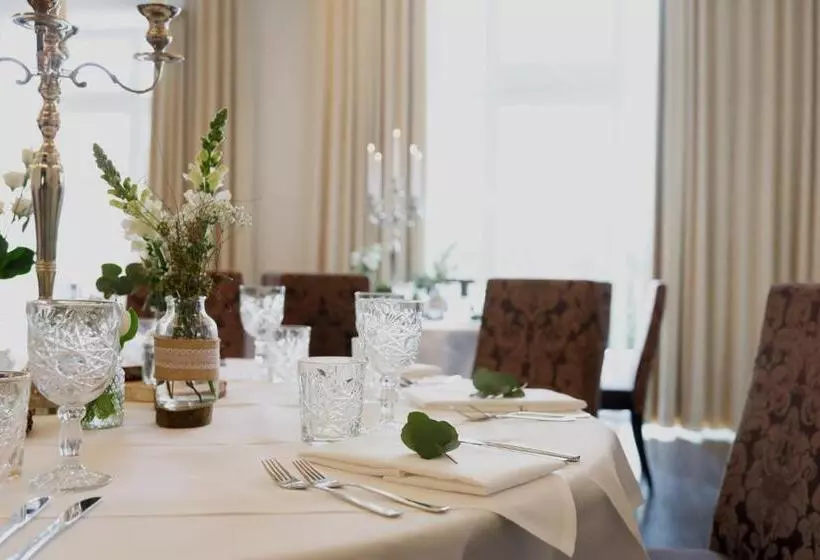 König`s Hotel Am Schlosspark