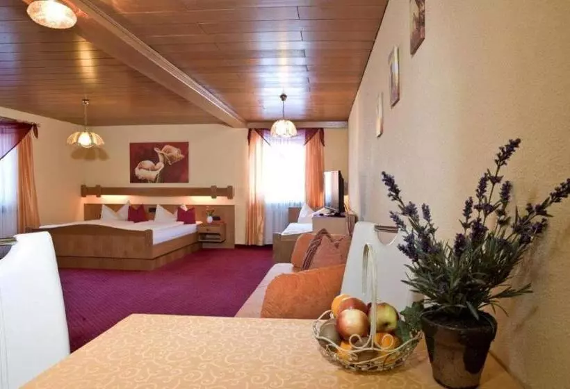 Пансион Gasthof Metzgerei Stöberl