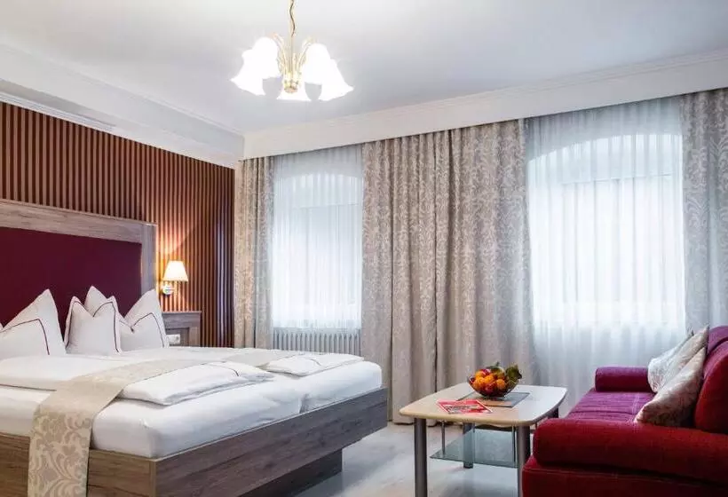 Пансион Gasthof Metzgerei Stöberl