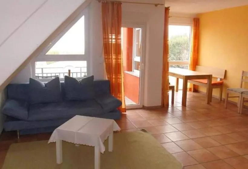 Отель Wellness Schiesselhof