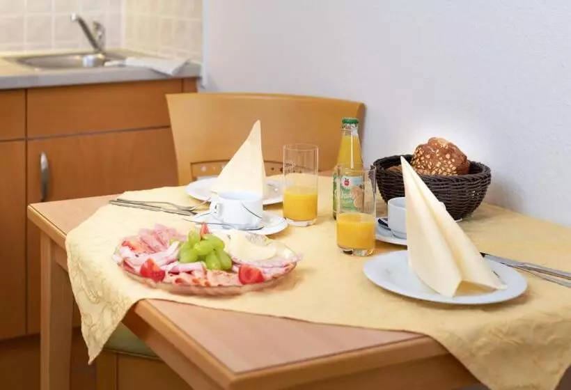 Appartment Hotel Victoria