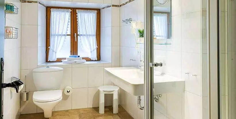 צימר Gästehaus Enzianhof Hotel Garni