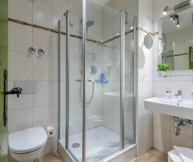 צימר Gästehaus Enzianhof Hotel Garni