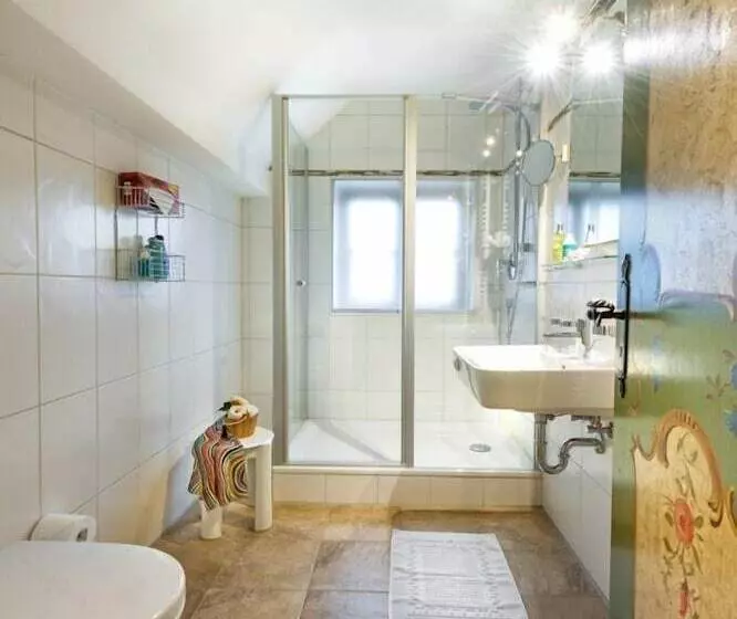 צימר Gästehaus Enzianhof Hotel Garni