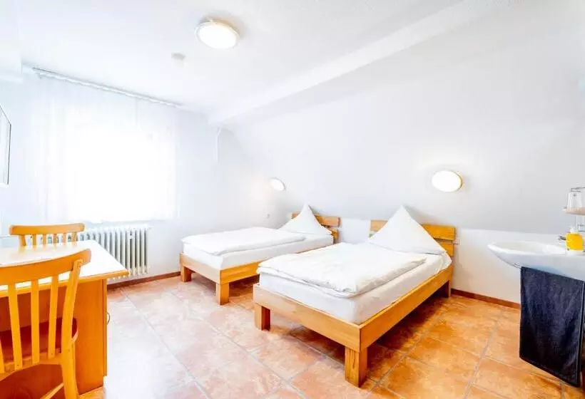 Bed and Breakfast My Pension Stuttgart Airport Messe