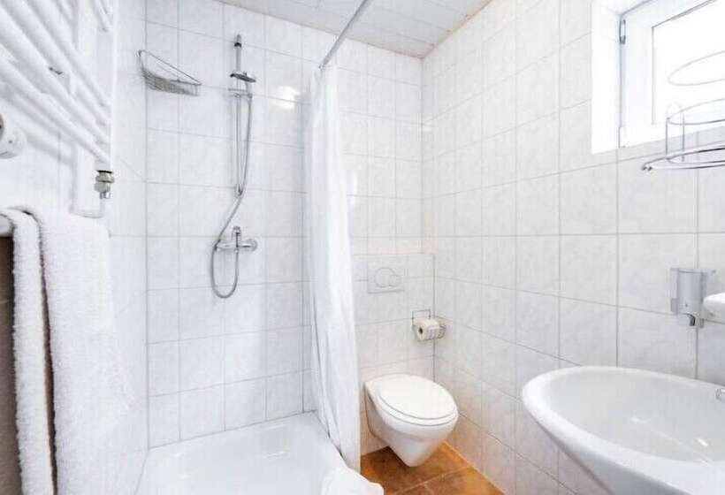 Bed and Breakfast My Pension Stuttgart Airport Messe