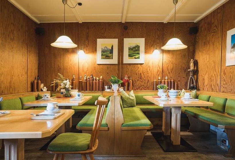 Bed and Breakfast Pension Schwarzenbach